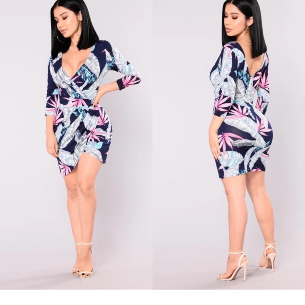 2xl Fashion Nova Elegant Navy and Pink Floral Wrap Dress